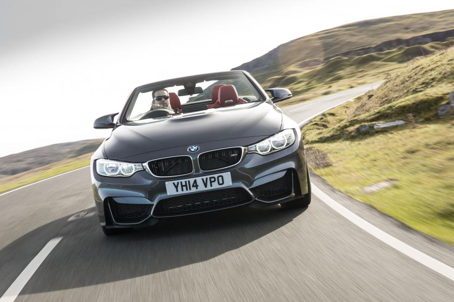 BMW M4 Convertible 2014 года  (UK) (фото 8 из 9)